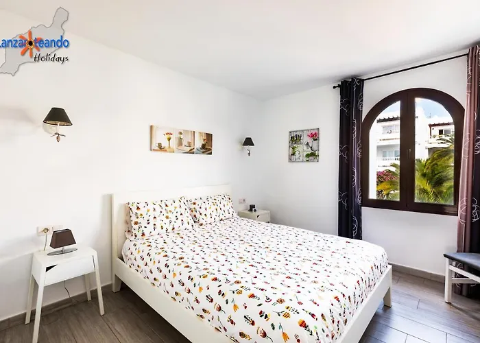 Serendipity Daire Costa Teguise